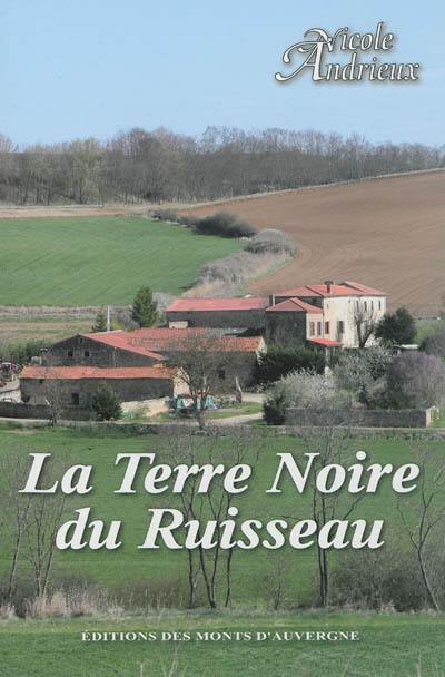 La terre noire du ruisseau