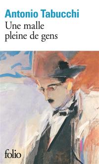 Une malle pleine de gens : essais sur Fernando Pessoa