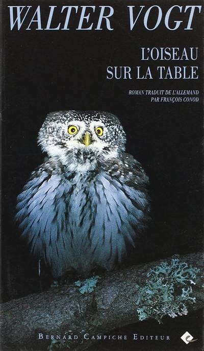 L'oiseau sur la table