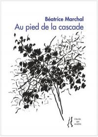 Au pied de la cascade